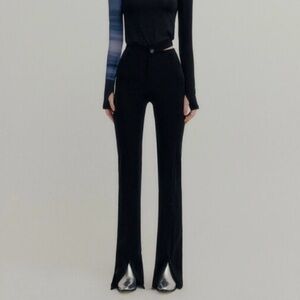 Yuse Pants with double waist detail and zippered cut out